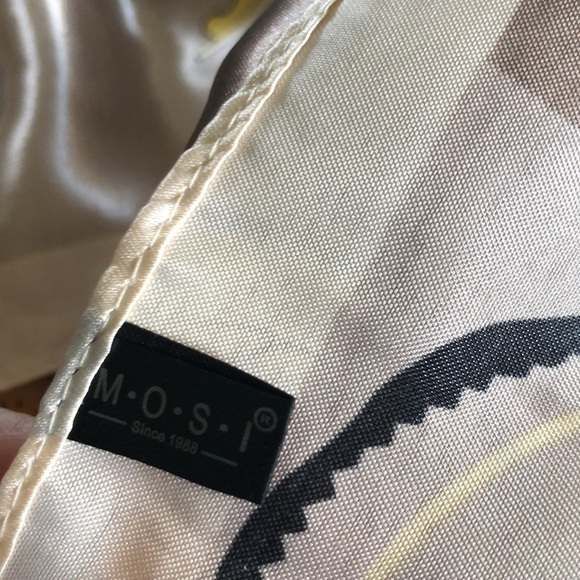 M.O.S.I Silky Square Vintage Scarf Cameo Women Peach Taupe Cream Sz. 35X35” - Picture 8 of 8